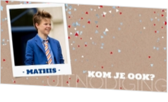 Feestelijke cummuniekaarten - kaart Kraft-look uitnodiging met vrolijke confetti 157737
