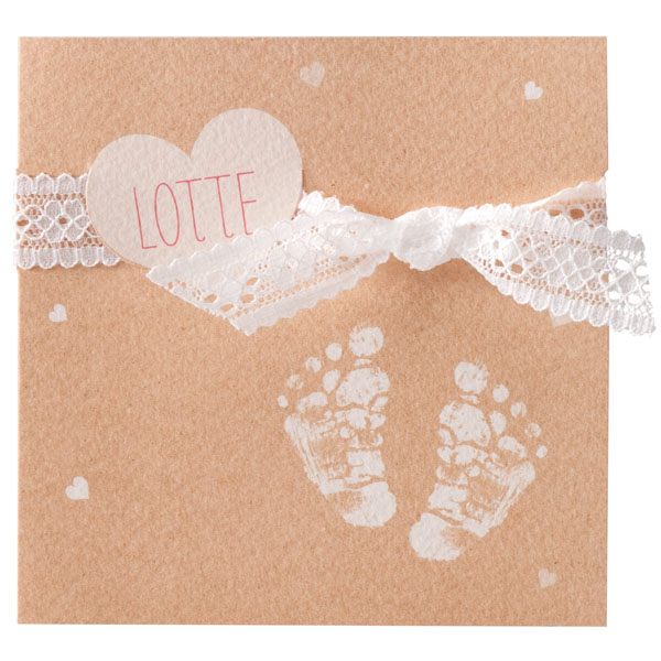 Geboortekaartje Lotte - Voetjes en een hart